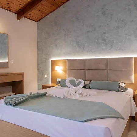 B&B Plaka Sungrace & 3*