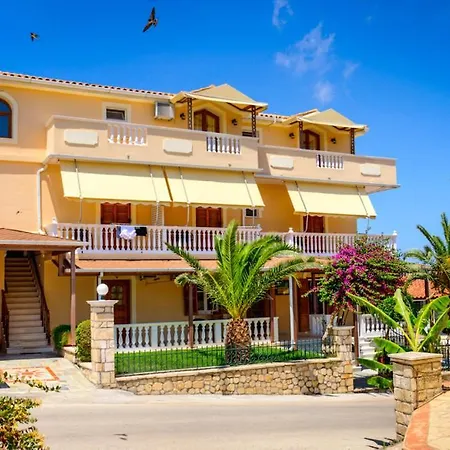 B&B Plaka Sungrace & 3*