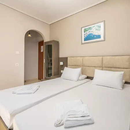 Plaka Sungrace & 3*