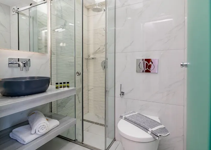 住宿加早餐酒店 Plaka Sungrace & 3*